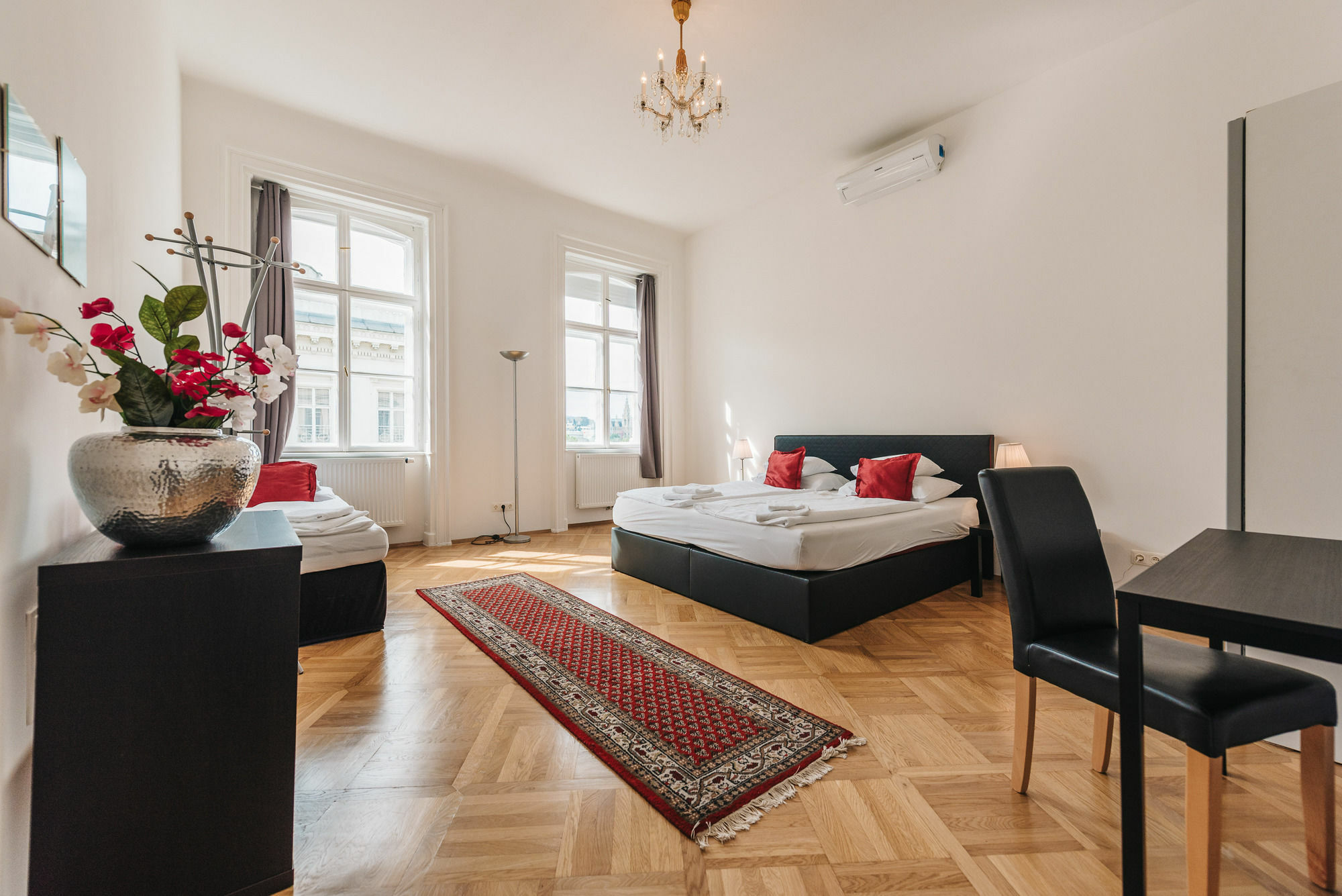 Duschel Apartments City Center Vienna Esterno foto